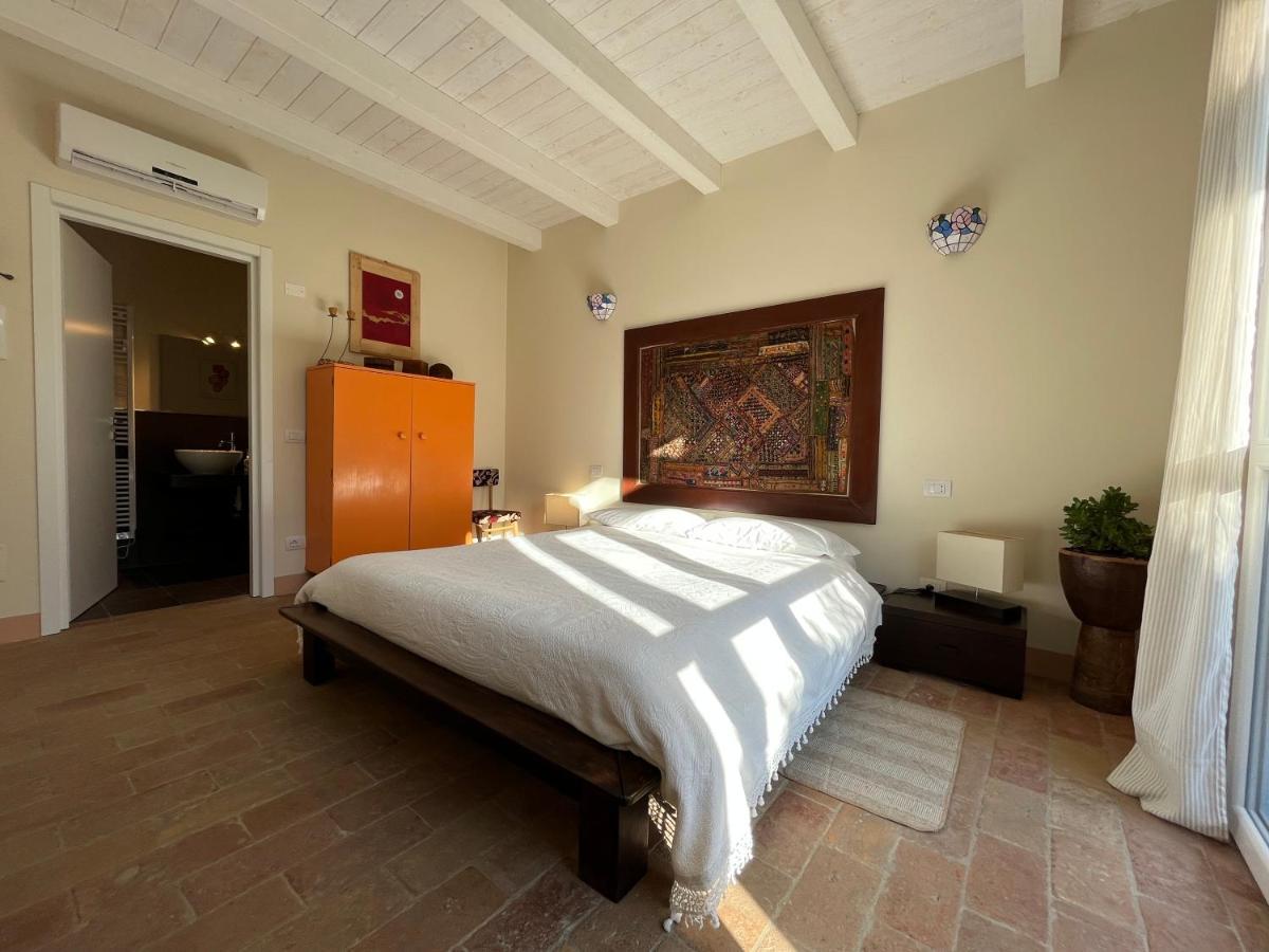 Bed and Breakfast Pioppi Neri R&B Felino Екстер'єр фото